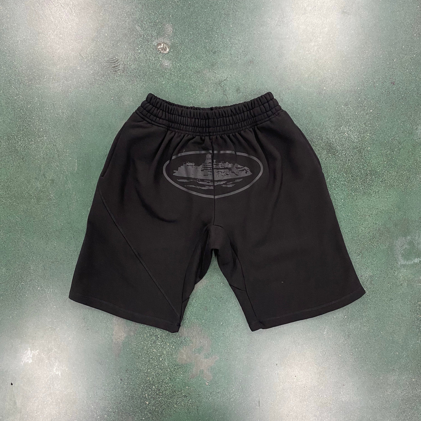 "Alcatraz" SHORTS BLACK ON BLACK