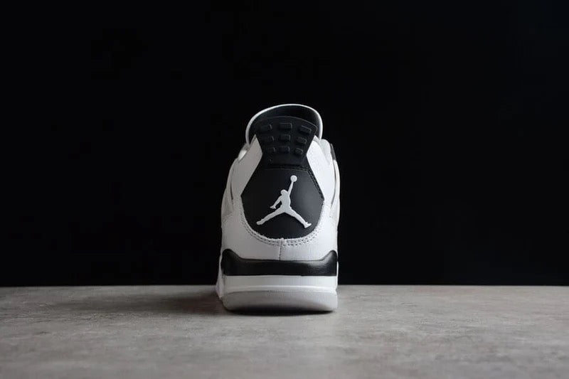 "J4" - WHITE