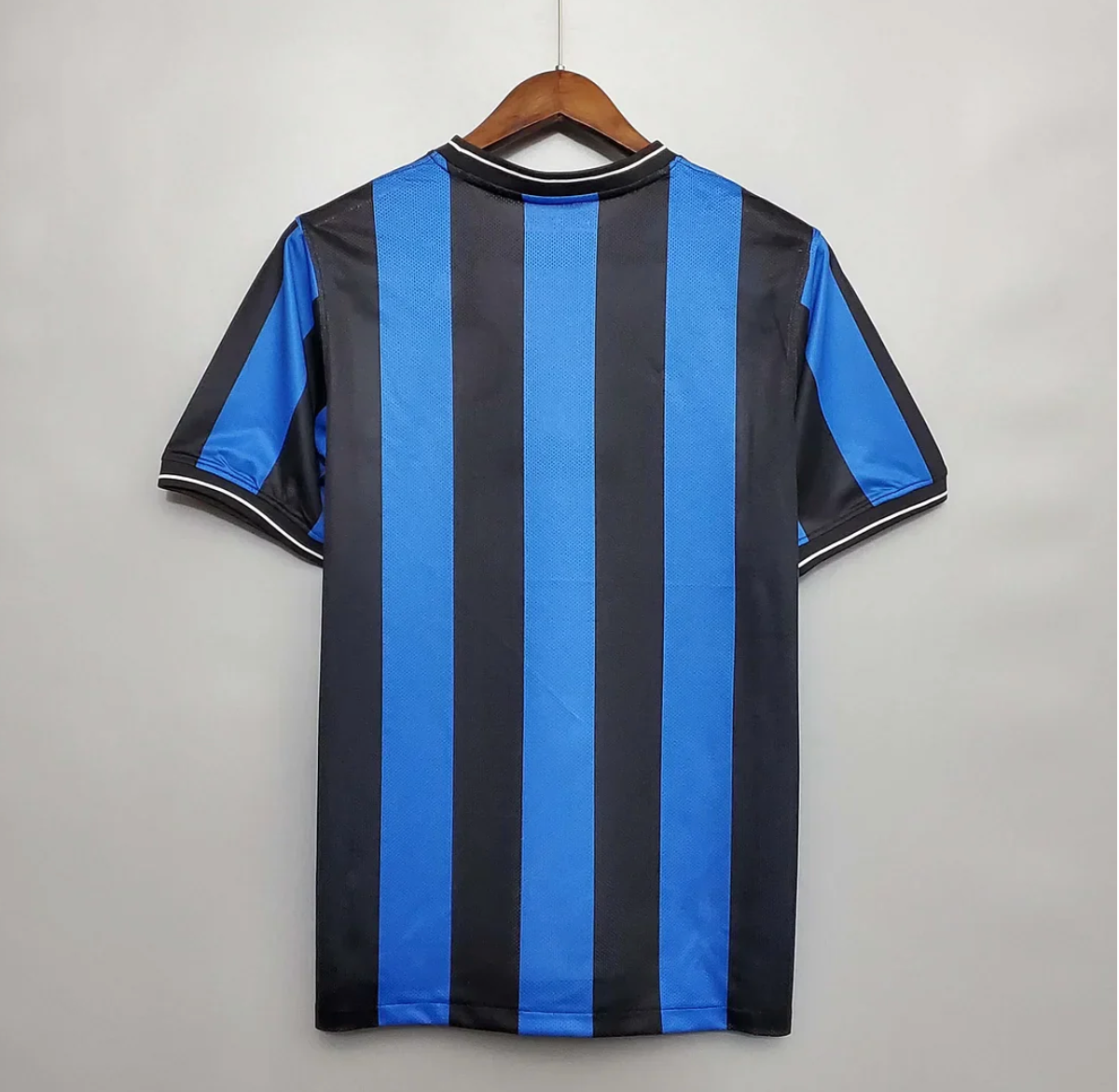 2009/2010 RETRO INTER MILAN HOME JERSEY