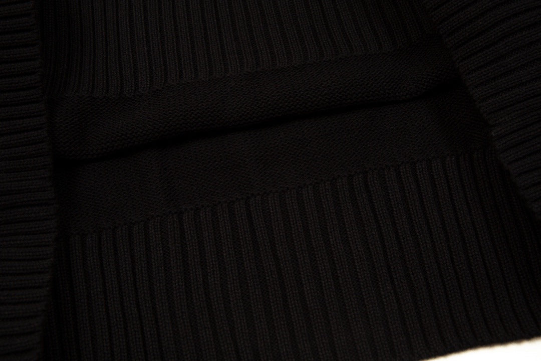 "HEART" - SWEATER