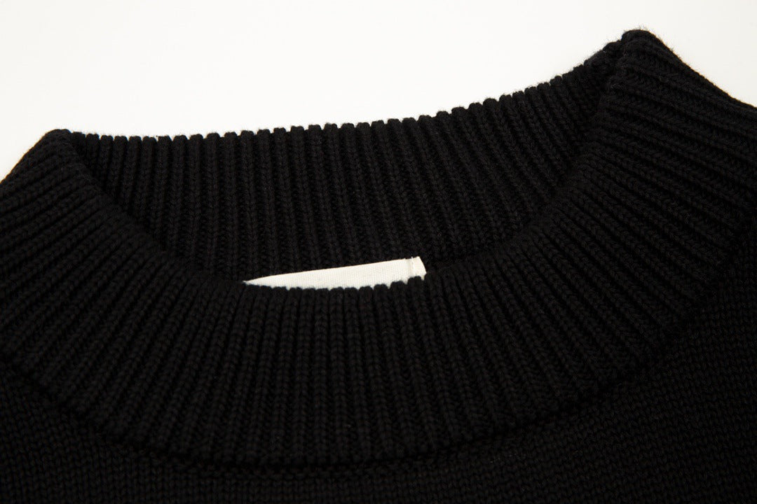 "HEART" - SWEATER