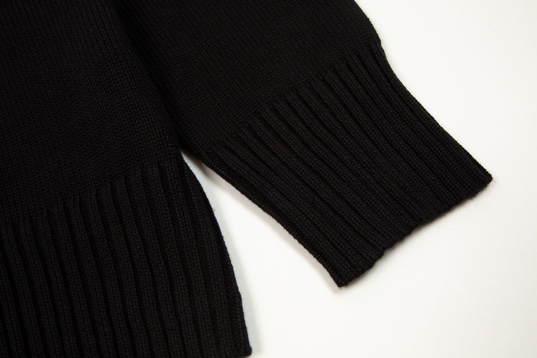 "HEART" - SWEATER